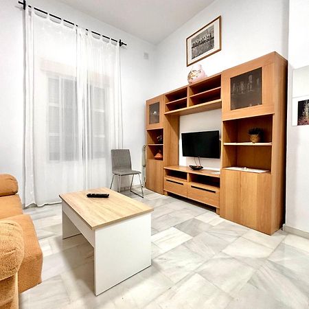 El Reloj Del Viajero 2 Apartment Seville Luaran gambar